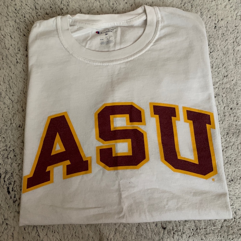 Medium Champion Arizona State Univ. T-Shirt